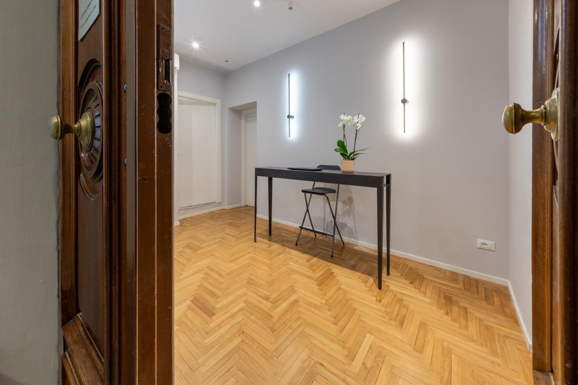 Carrara 24 Gasthof Rom